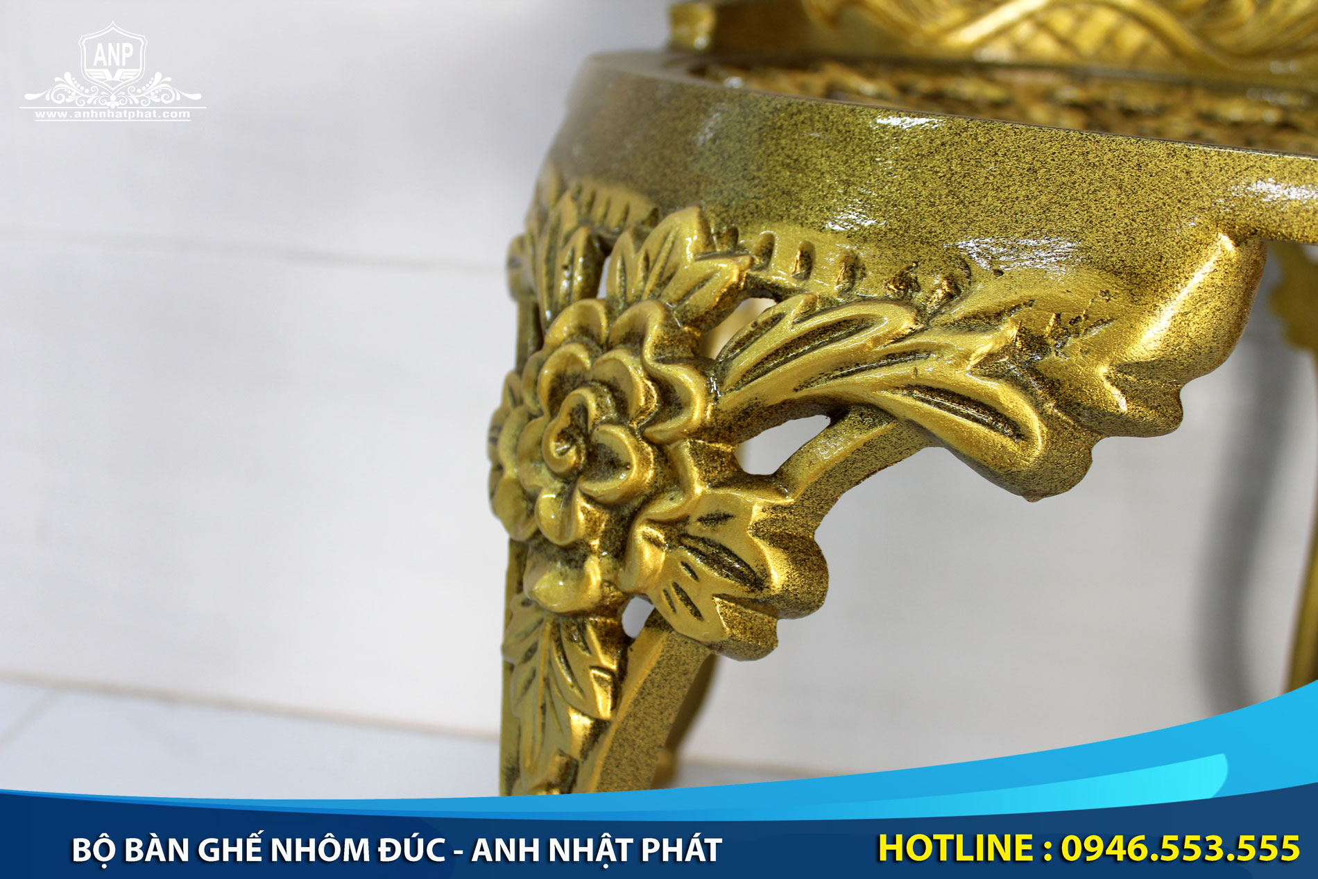 bàn ghế nhôm đúc