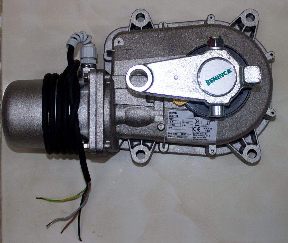 bản lề tự đ&oacute;ng