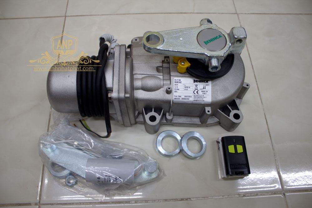 bản lề tự đ&oacute;ng