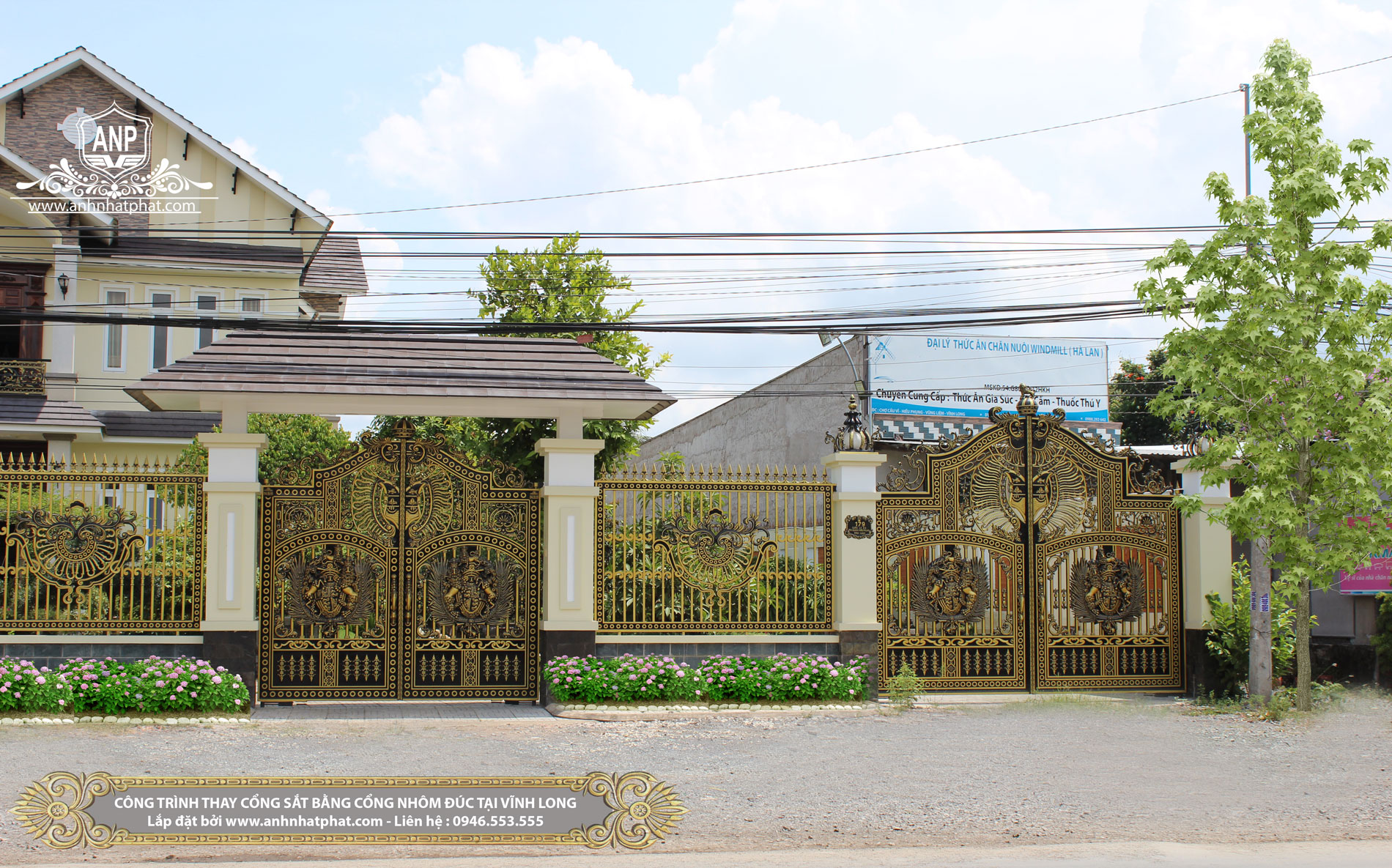 mẫu cổng biệt thự sân vườn