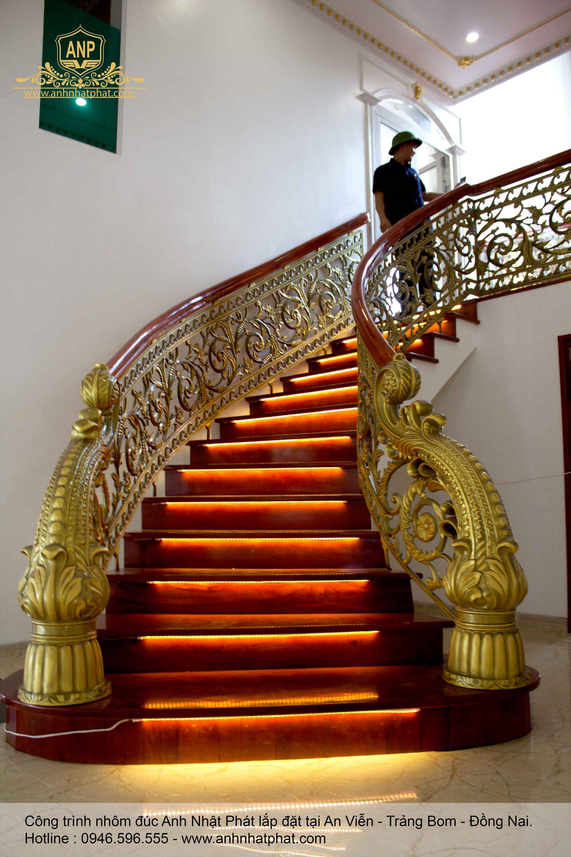 cầu thang nhôm đúc