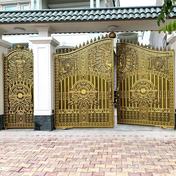 Mẫu cổng biệt thự đẹp - mẫu cổng nhôm đúc phong cách Buckingham - Mẫu cổng  đẹp